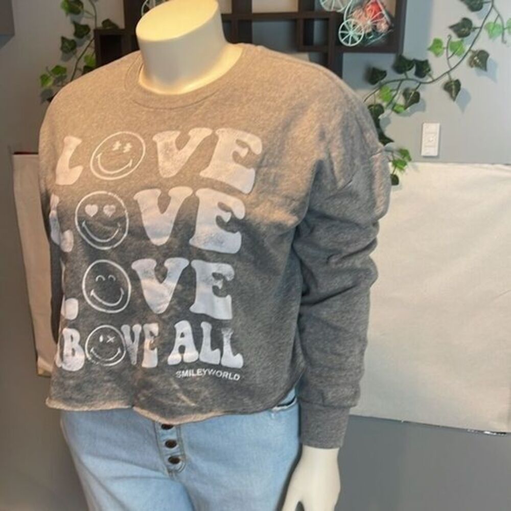 Smiley World‎ Womens Love Love Love Above All Sweatshirt Size L